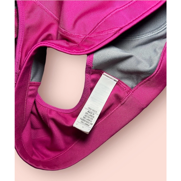 Nike Dri Fit Victory Pink Sports Bra Size M - Picture 4 of 4